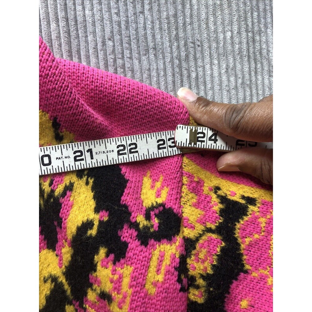 Vertigo Cardigan Sweater Size M Faux Fur Collar Pink Bright Pockets - Picture 8 of 16